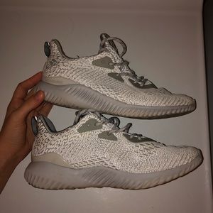 adidas alpha bounce sneakers